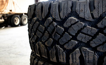 JB Tire Light Truck Tire Thumbnail